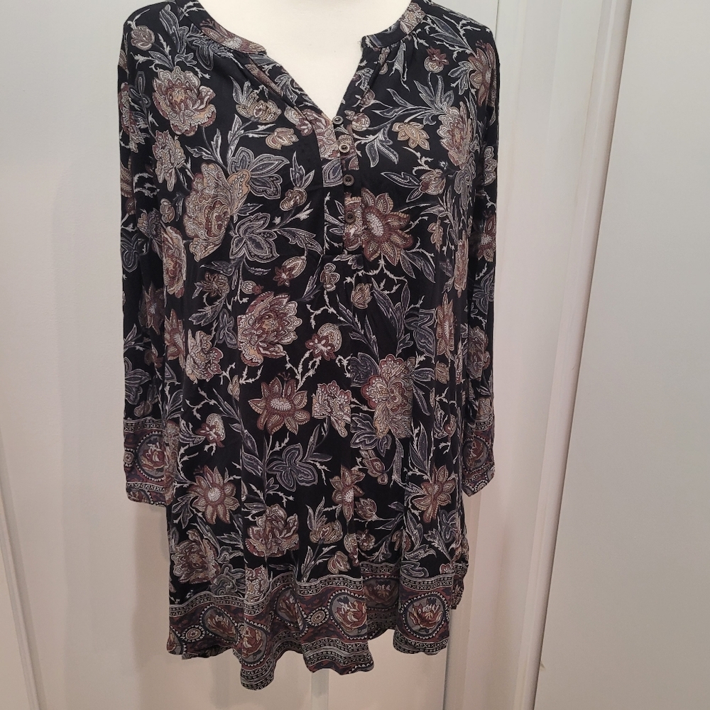 Lucky Brand Los Angeles, CA Size 2X Ladies Blouse